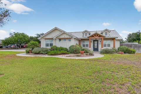 701 South Metz Street, Orange Grove, TX 78372