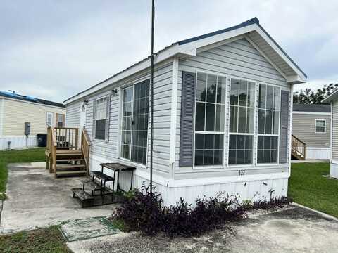 137 N Anoka Ave, Avon Park, FL 33825