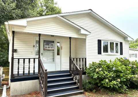 3 DOGWOOD CIRCLE, Rockland, MA 02370