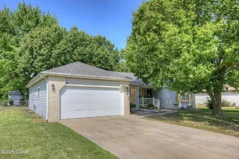 1418 Gold Dust Drive, Webb City, MO 64870