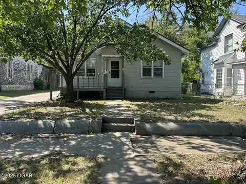 306 N Connor Avenue, Joplin, MO 64801