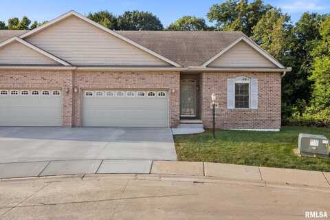 6500 N Queen Frances Lane, Peoria, IL 61615