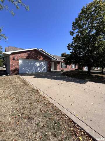 1423 VISTA GRANDE Drive, Pekin, IL 61554