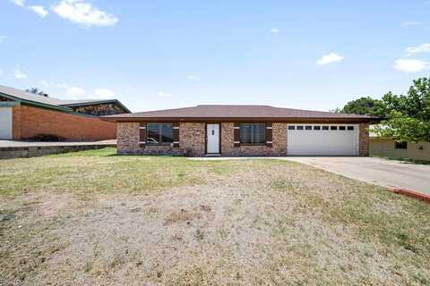 2806 Ann Dr, Big Spring, TX 79720