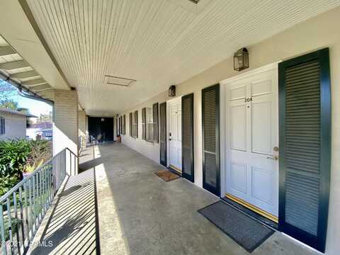 213 Bendel Road, Lafayette, LA 70503