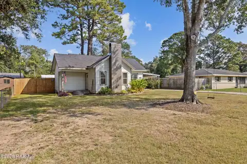 1040 Wilkins Street, Arnaudville, LA 70512