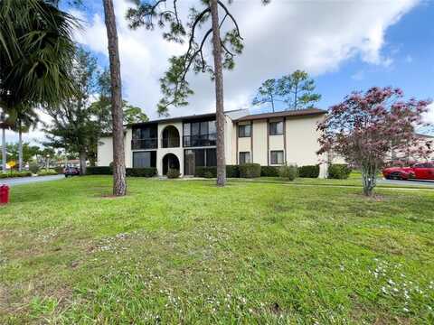 301 Knotty Pine Cir, Greenacres, FL 33463