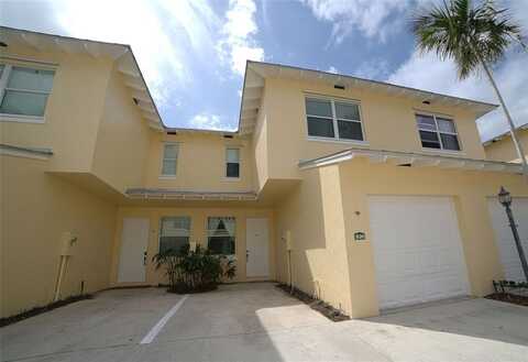 836 SE 4th Ct, Deerfield Beach, FL 33441