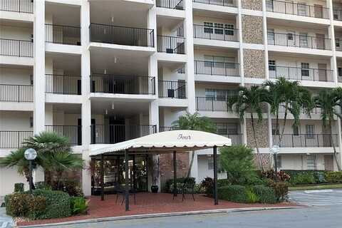 3000 N Palm Aire Dr, Pompano Beach, FL 33069
