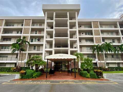 3000 N Palm Aire Dr, Pompano Beach, FL 33069