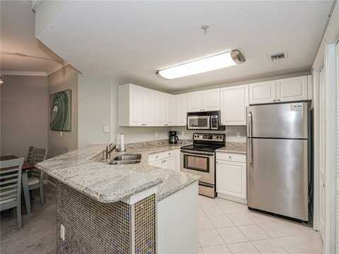 5060 Fairways Circle unit: F101, Vero Beach, FL 32967