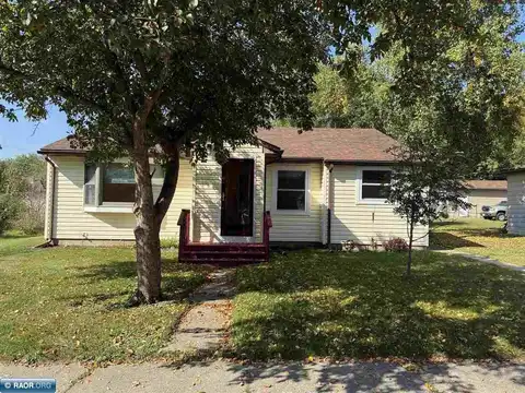 413 N 6th St, Keewatin, MN 55753