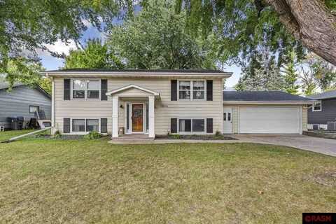 1904 Fair Street, Mankato, MN 56001