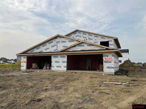 3200 Noble Drive, Mankato, MN 56001