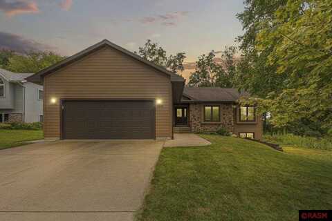 1009 SE 2nd Street, Faribault, MN 55021