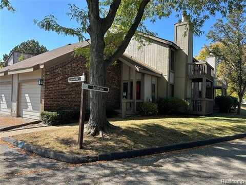 7490 Brynmawr Court, West Bloomfield, MI 48322