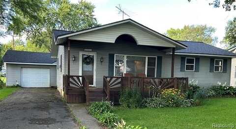 5060 Armstrong Avenue, Fairgrove, MI 48733