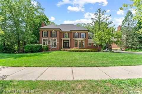 6622 Crest Top Drive, West Bloomfield, MI 48322