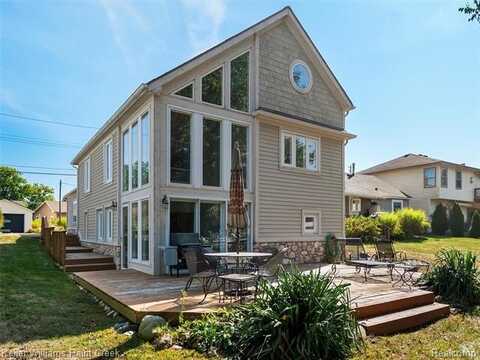 2019 Kingston Street, White Lake, MI 48386