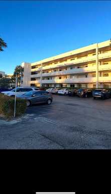 3186 Via Poinciana, Lake Worth, FL 33467