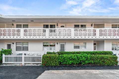 35 SE 13th Street, Boca Raton, FL 33432