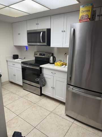 1235 The 12th Fairway, Wellington, FL 33414