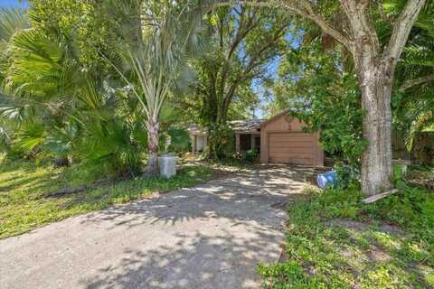 6507 Deleon Avenue, Fort Pierce, FL 34951