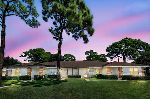 1222 S Lakes End Drive, Fort Pierce, FL 34982