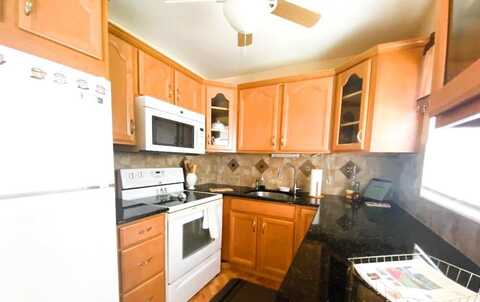 208 186 Chatham J, West Palm Beach, FL 33417