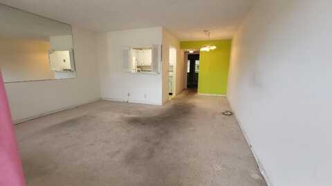 208 Kent M, West Palm Beach, FL 33417