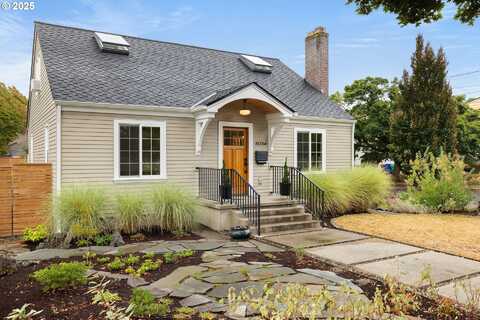 3034 SE 73RD AVE, Portland, OR 97206