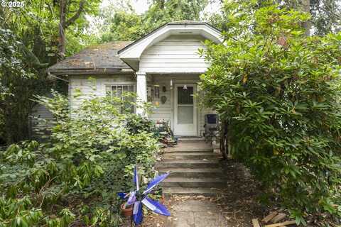 3679 SE 14TH ST, Gresham, OR 97080