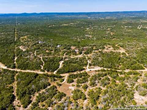 676 County Road 243, Hondo, TX 78861