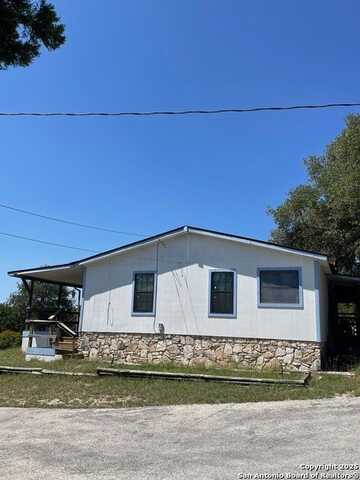 235 Scenic Pass, Pipe Creek, TX 78063