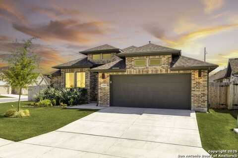 1901 Creekview, Seguin, TX 78155