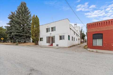 424 W 4th St, Newport, WA 99156