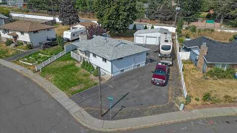 223 Gregory Dr, Cheney, WA 99004