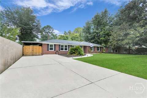17 Regent Drive, Savannah, GA 31406