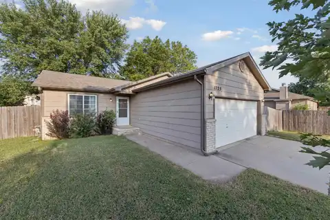 1725 N Socora St, Wichita, KS 67212