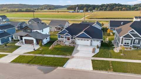 1407 Ridgetrail Drive, Cross Plains, WI 53528