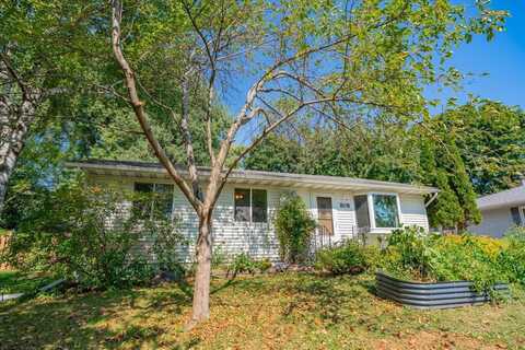 808 Crestview Drive, Madison, WI 53716