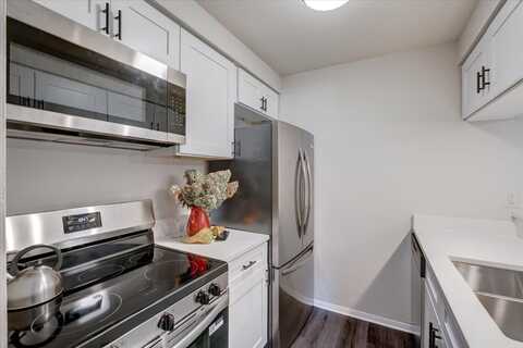 2412 Independence Lane, Madison, WI 53704
