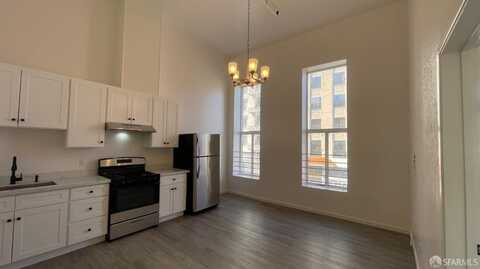 375 12th Street, Oakland, CA 94607