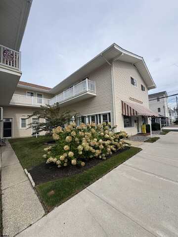 2137 Asbury Ave, Ocean City, NJ 08226