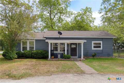 401 W Live Oak and 504 S Pecan Street, Moulton, TX 77975