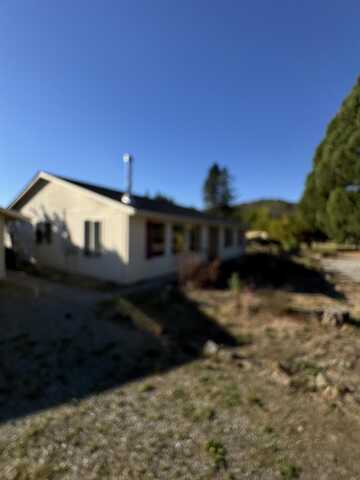 7165 Old Stage Road, Central Point, OR 97502