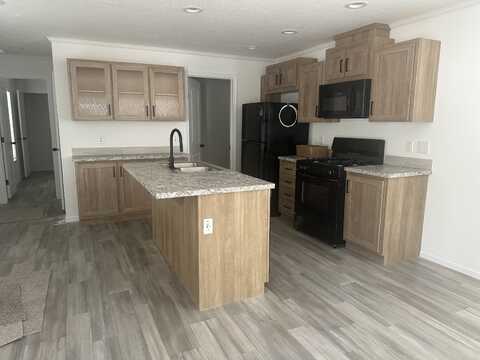 236 Pin Oak Drive, Coopersville, MI 49404