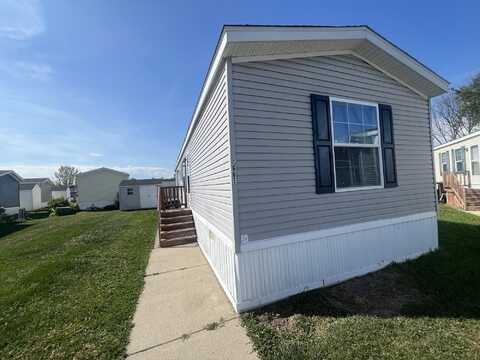 8665 Gidget Ct, Newport, MI 48166