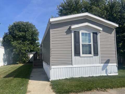 8552 Killy Ct, Newport, MI 48166