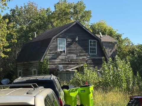 709 Ragged Ridge Road, Frankfort, OH 45628